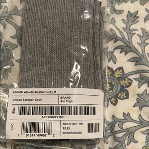 ALO Yoga Athletic Heather Gray Socks